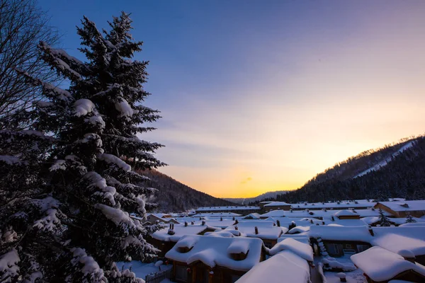 Puesta Sol Invierno Las Montañas — Foto de Stock