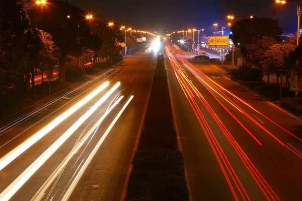 Desfoque Movimento Tráfego Durante Noite Entardecer — Fotografia de Stock