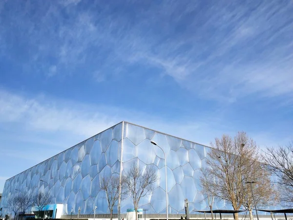 Edificio Moderno Con Vidrio Nieve — Foto de Stock