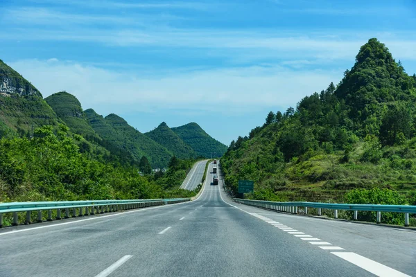 Strada Asfaltata Montagna Viaggio Superstrada — Foto Stock