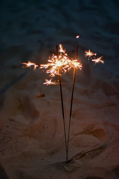 Sparkler Fundo Preto — Fotografia de Stock