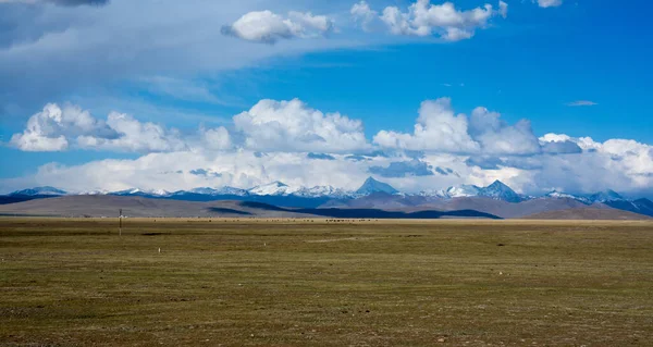 Paisaje Montaña Con Nieve Montañas — Foto de Stock