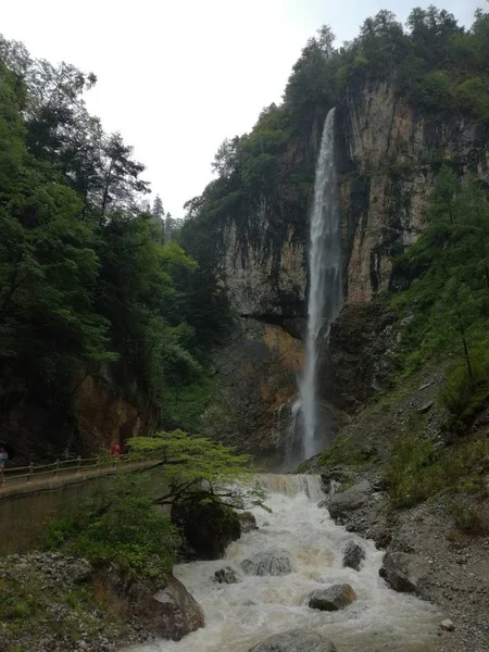 Pintoresca Vista Cascada Río Bosque — Foto de Stock