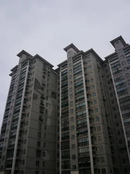 Moderno Edificio Apartamentos Ciudad — Foto de Stock