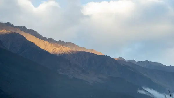 Vista Del Hermoso Paisaje Montaña — Foto de Stock