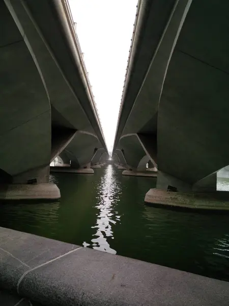 Hermoso Puente Ciudad — Foto de Stock