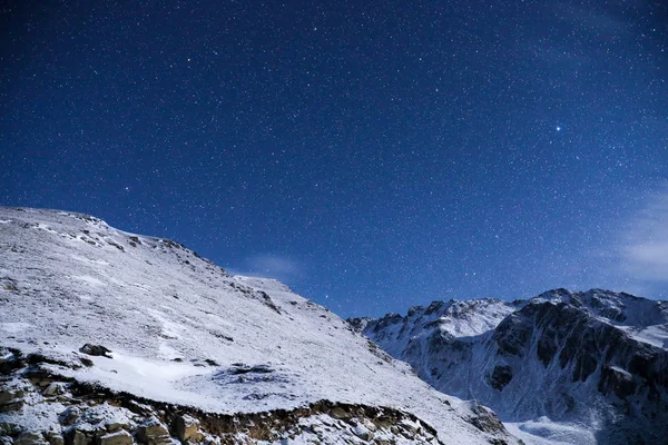 Hermoso Paisaje Nocturno Las Montañas — Foto de Stock