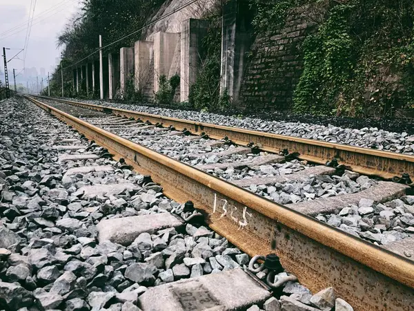 Σιδηροδρομικές Γραμμές Στην Πόλη — Φωτογραφία Αρχείου