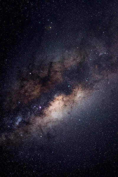 天の川銀河や空や銀河の星々 — ストック写真