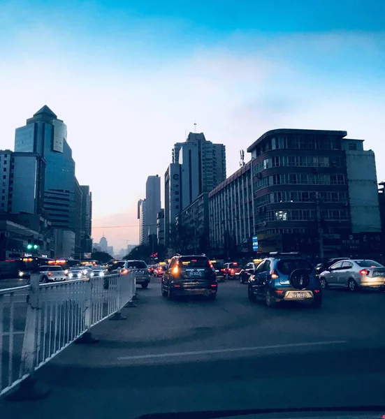 Tráfico Ciudad Por Noche — Foto de Stock