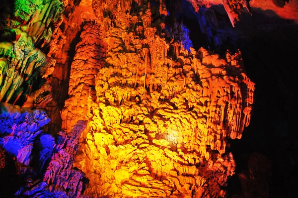 Sztalaktitok Sztalagmitok Thaiföldi Barlangban — Stock Fotó