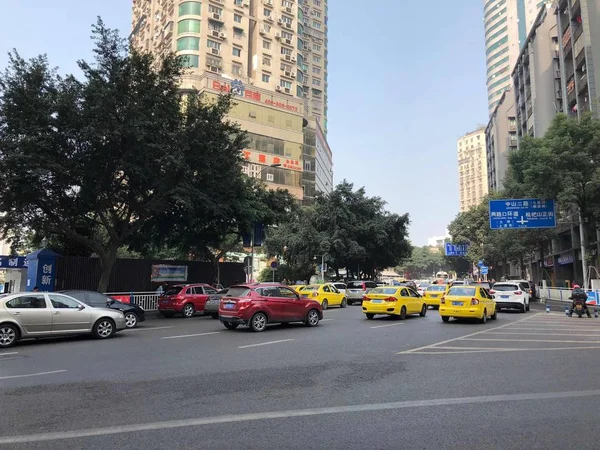 Tráfico Las Calles Ciudad — Foto de Stock