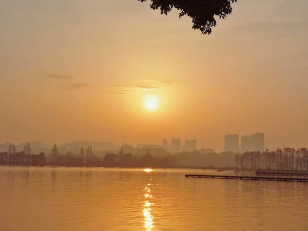 stock image sunset over the lake