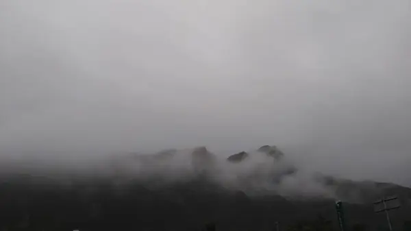 Niebla Las Montañas — Foto de Stock