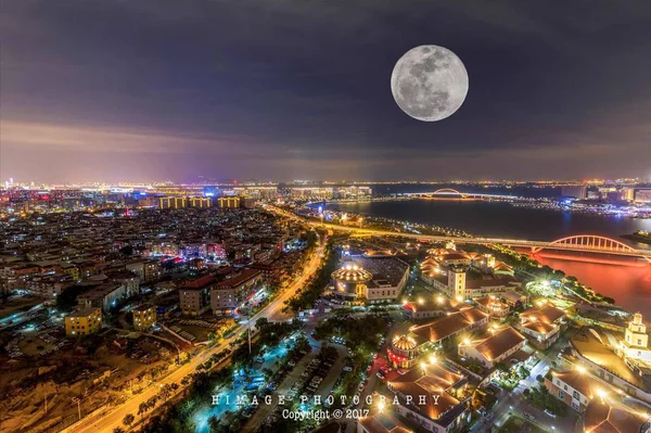 Hermosa Vista Nocturna Ciudad —  Fotos de Stock