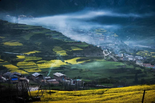 Vista Aérea Del Paisaje Montañoso — Foto de Stock