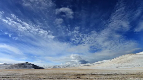 Increíble Paisaje Con Hermosas Montañas Escénicas — Foto de Stock