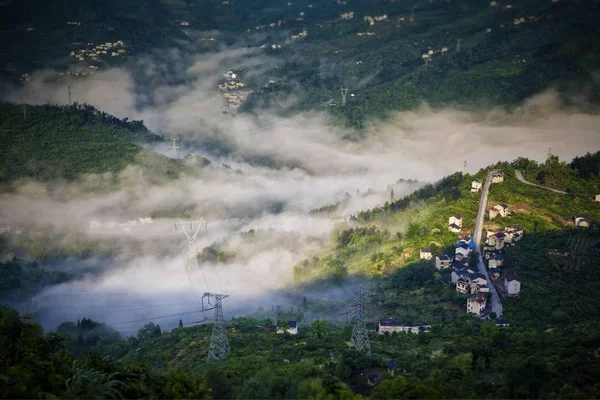 Tormenta Cae Las Montañas — Foto de Stock