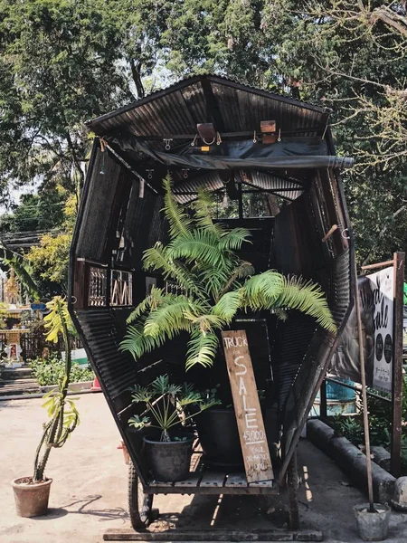 Casa Madera Jardín — Foto de Stock