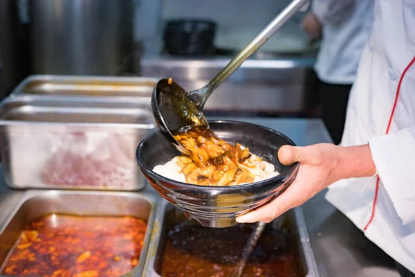 Chef Cooking Kitchen — Stock Photo, Image