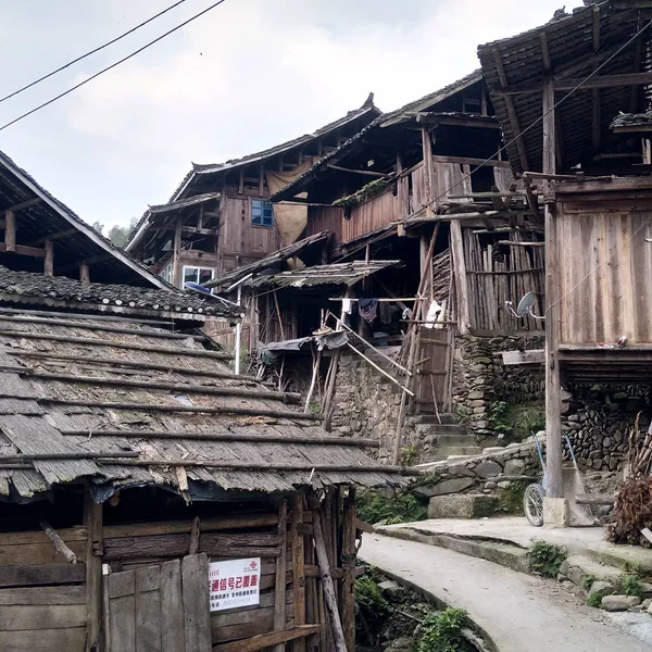 stock image old abandoned house in the city 