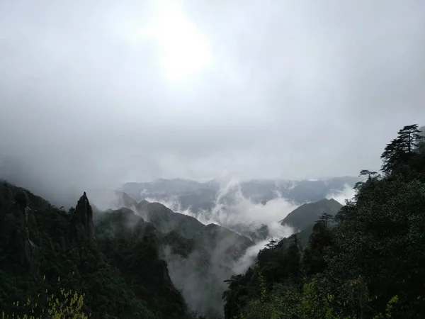 Hermoso Paisaje Las Montañas Del Cáucaso — Foto de Stock