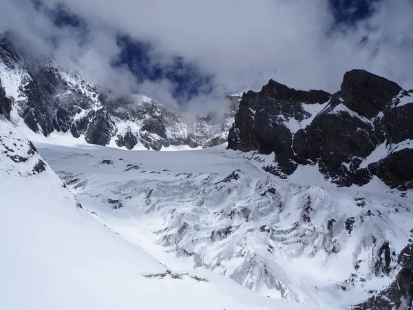 Krásná Zimní Krajina Horách — Stock fotografie