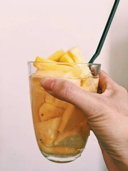 Batido Mango Vaso Con Cubitos Hielo — Foto de Stock
