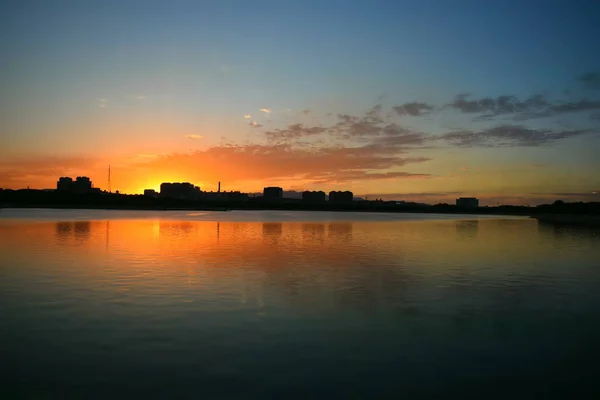 Puesta Sol Sobre Río — Foto de Stock