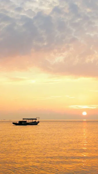 Puesta Sol Sobre Mar — Foto de Stock