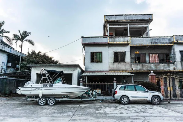 Coche Viejo Ciudad — Foto de Stock