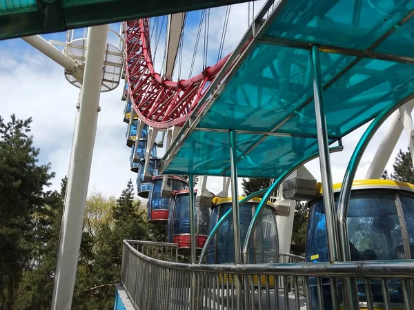 Parque Atracciones Carrusel Entretenimiento — Foto de Stock