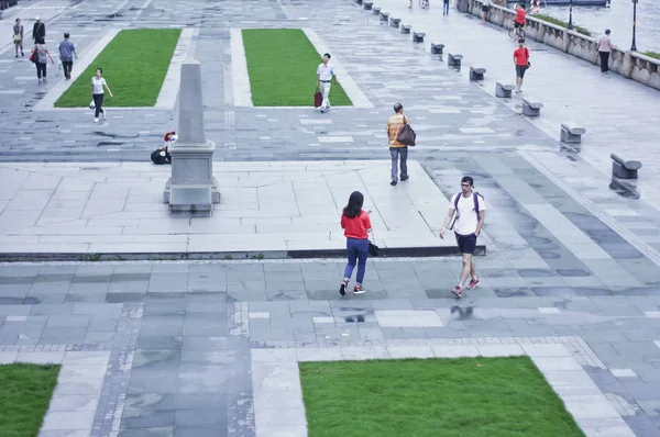 Niños Corriendo Calle — Foto de Stock