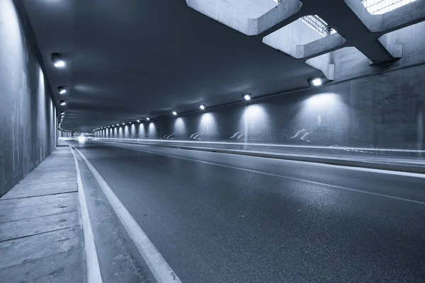 Tom Tunnel Jord Med Trafikljus — Stockfoto