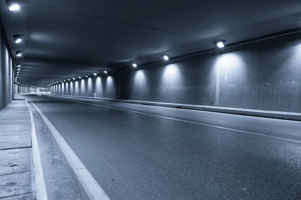 Tom Underjordisk Tunnel Med Rörelse Suddig — Stockfoto