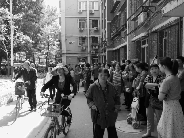 Caminando Personas Calle Ciudad — Foto de Stock