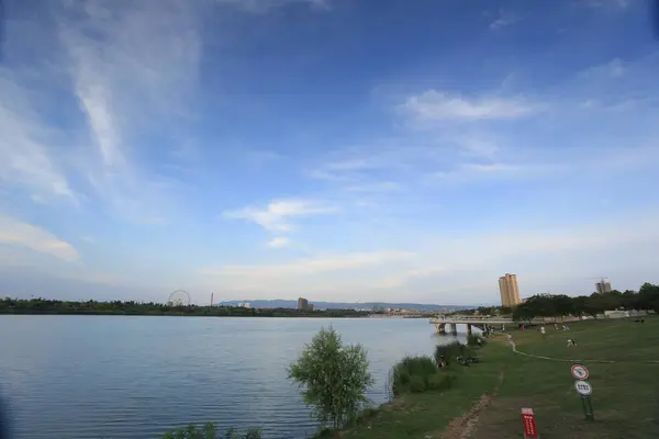 Vista Ciudad Del Lago Verano — Foto de Stock