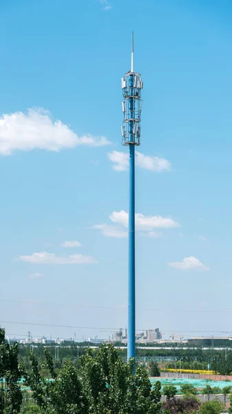 telecommunication tower, broadcast antenna