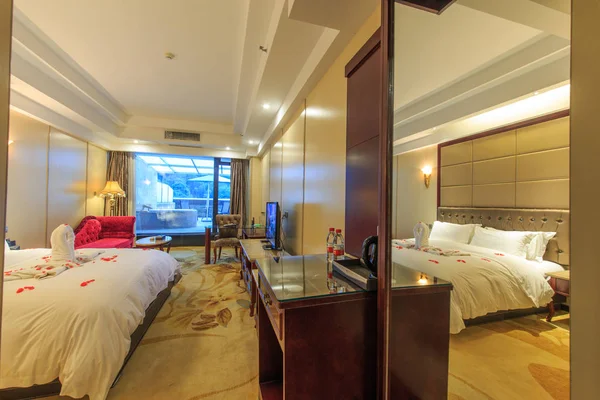 Modern Bir Otel Odasının Içinde — Stok fotoğraf