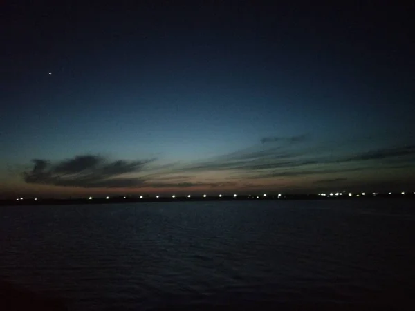 Nachtansicht Der Stadt See — Stockfoto