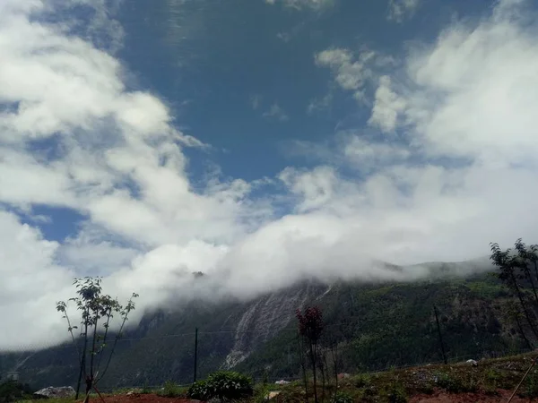 Montaña Nubes Las Montañas — Foto de Stock