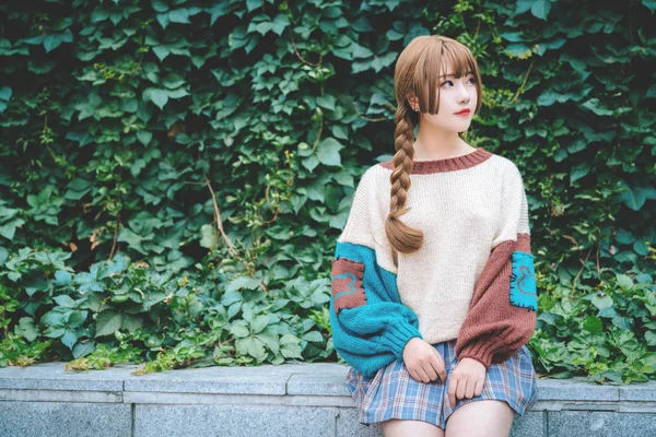 Hermosa Chica Suéter Punto — Foto de Stock