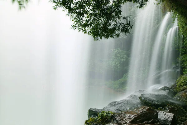 Hermosa Cascada Bosque Naturaleza Salvaje — Foto de Stock