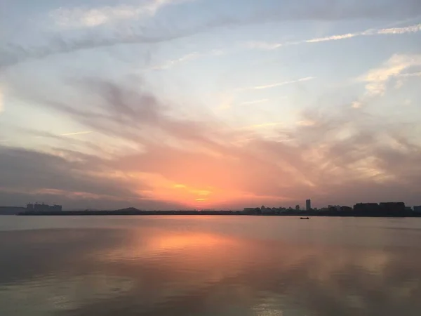 Hermosa Puesta Sol Sobre Mar Naturaleza — Foto de Stock