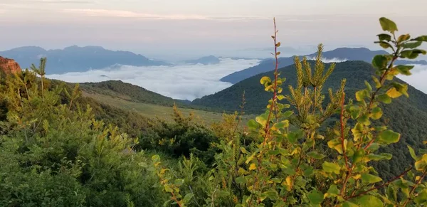 Vista Panorámica Del Hermoso Paisaje Montañoso — Foto de Stock