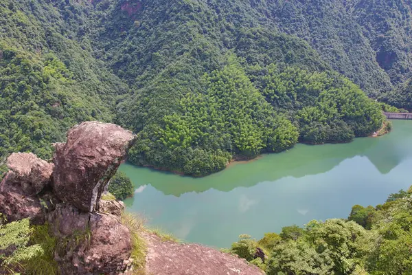 Hermoso Paisaje Con Montañas Árboles — Foto de Stock