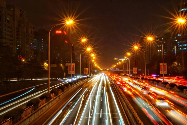 Verkehr Der Nacht Der Dämmerung — Stockfoto