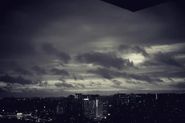 Dramatyczne Niebo Chmurami Tle — Zdjęcie stockowe