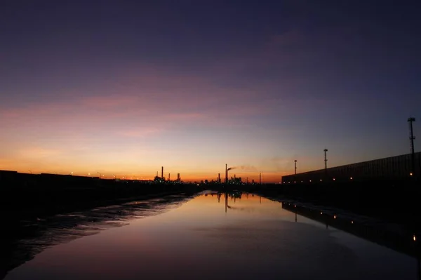 Puesta Sol Sobre Lago — Foto de Stock