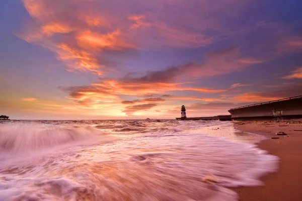 Prachtige Zonsondergang Boven Zee Aard — Stockfoto
